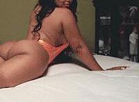 奥特之母被怪兽吸奶 搞笑的奶图