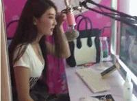 别吵醒他慢慢脱他衣服