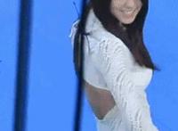 各种憋不住尿裤子视频