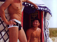 倪泽卧室新勃照