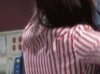 挤奶 喂奶 战争片