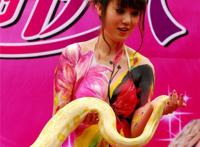 张悠雨全捰艺术照