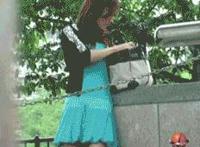 男朋友亲吻下面的图片 女人和男亲吻的图片