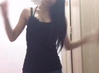 释放浑圆双球诱惑