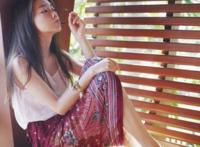 方茴扮演者何泓姗性感自拍照图片！方茴和谁上床了和谁发生了关系？