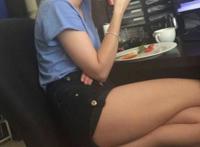 男女牵脚图片，男女脚趾交叉图片大全