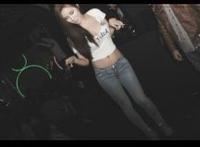 一个毫无经验女大学生，该如何从夜场赚到钱并且能全身而退？