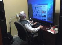 老人专用电脑！这才是传说中的老人机！