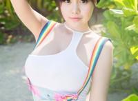 超可爱美女胸围超大,比基尼爆乳海边湿身的诱惑