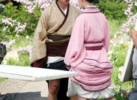 终于知道为什么夏天古装剧只拍上半身了