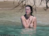 美女婐泳无遮挡图片视频，美女婐体图片图无遮挡