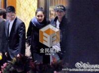 谢霆锋与王菲当众亲吻照片，谢霆锋王菲接吻图片视频下载