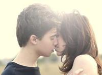 喜欢了我十九年的那小子，今天结婚了……