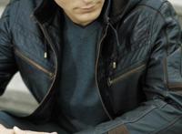 40岁戴眼镜男人相片