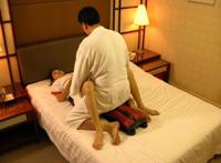 观音坐莲式做法详解：我老婆经常喜欢囗咬