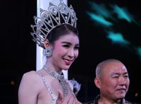 人妖西红柿视频：伪娘h变装小说