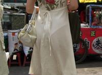 老师穿透明裙子上课视频