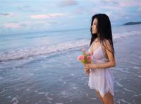 白色衣服太透明了里面穿什么背心