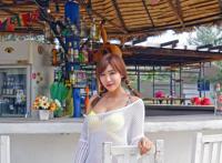 男友用舌头进入图片