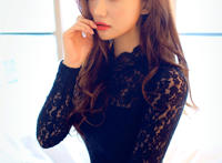 男人把女人裤子吧下来