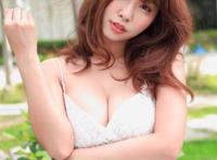 三个男人同时能日一个女人吗