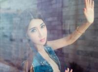 六年级的女生的奶奶