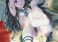 萝莉晕倒老师虐她漫画