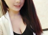 男友接吻手伸进裤子里视频