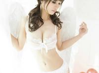 总裁大白兔荡漾蓓蕾粉红