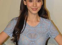 杨颖穿最漏的衣服图片