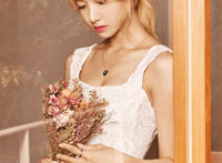 撕裂林允儿内外衣裤图