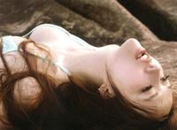 美女在巅峰时痛的表情图一