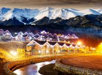 村庄河流美景图片