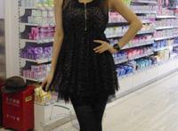 非诚勿扰李纳紧身裤照片