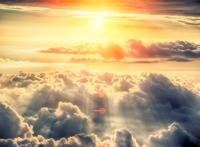 高空云层日光图片