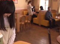 女生花瓣被撑开视频