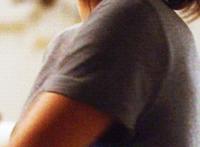 男人亲手解女人的裤子视频