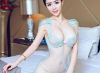 镂空透明蕾丝连衣裙图片