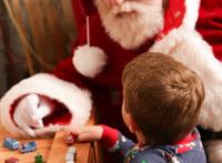 圣诞老人和小朋友温馨图片