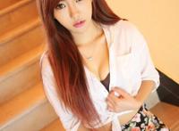 19岁乳先凹陷天头中间有裂缝