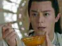 霍建华，来吃口屎冷静一下