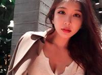 最美95年高三学生自拍