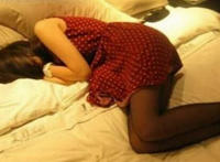 女生主动啪男生 啪过的女生走路姿势