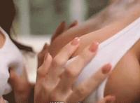 一男一女啪表情 啪的表情