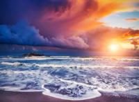 海上壮观的晚霞图片