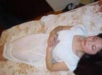 太平间光身女尸