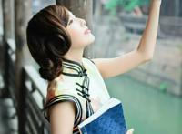 七年级女生不穿裤子全身照片