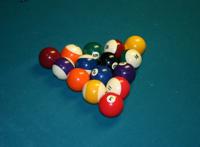 摆好的桌球图片