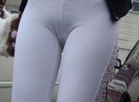 朱丹紧身裤尴尬图片