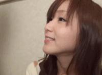 美女羞羞动态壁纸1 美女吻人不衣服